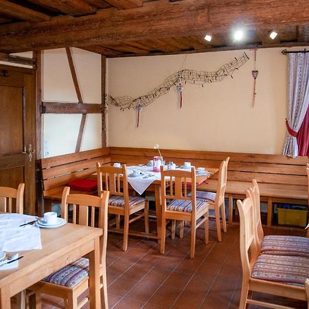 Hotel Schuberths Am Markt Buttenheim Exteriör bild
