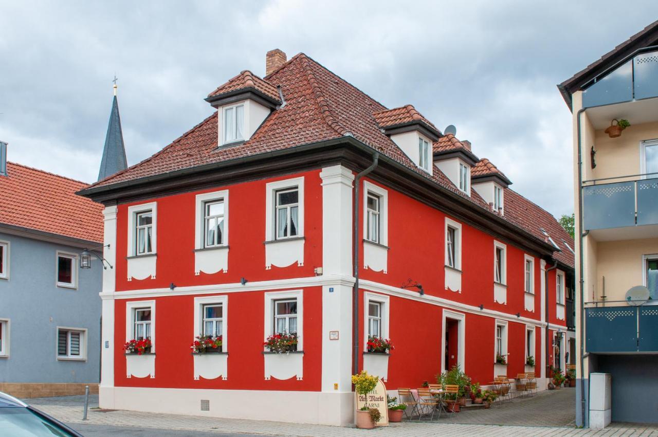 Hotel Schuberths Am Markt Buttenheim Exteriör bild